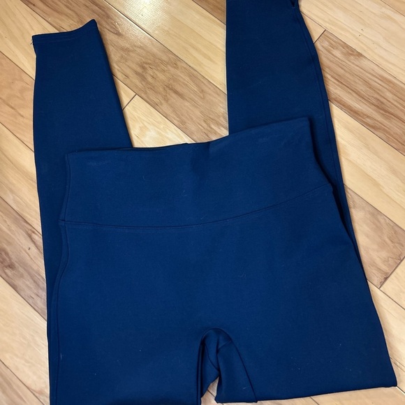 Spanx Navy Blue Women’s Ankle Length Ponte Leggings - Picture 3 of 13